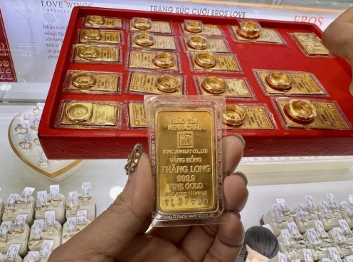 Giá vàng hôm nay trưa 29/5: Sắc đỏ trên diện rộng