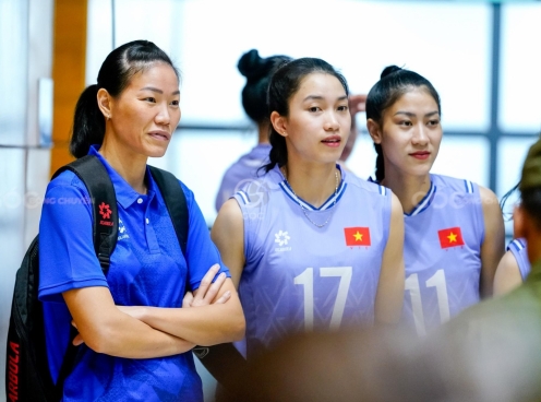 Ngọc Hoa làm HLV trưởng bóng chuyền nữ Việt Nam tại giải giao hữu Trung Quốc