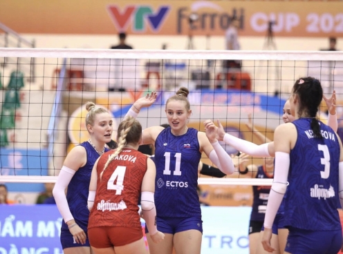 Đương kim vô địch VTV Cup gặp sự cố hy hữu trước giờ thi đấu