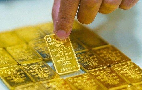 Giá vàng hôm này tối 16/7: Vàng trong nước đồng loạt giảm