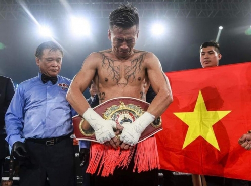 Thắng đối thủ Thái Lan, Trần Văn Thảo giành đai vô địch boxing toàn cầu