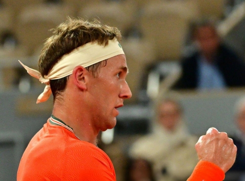 Casper Ruud gây sốc khi tiết lộ động lực hạ đối thủ vô danh ở Roland Garros 2024