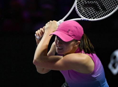 Kết quả tennis 7/11: Iga Swiatek bị loại ở vòng bảng WTA Finals