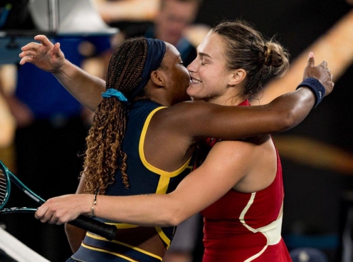 Lịch thi đấu tennis 8/11: Đại chiến Sabalenka - Gauff bán kết WTA Finals