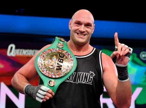 'Vua giang hồ' Tyson Fury bất ngờ giải nghệ