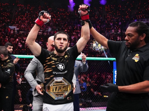 UFC 311: Makhachev thắng nhàn, Nurmagomedov thua trận đầu tiên trong sự nghiệp