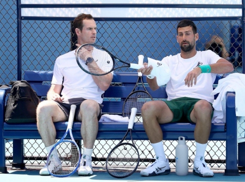 Djokovic sa thải HLV Murray trước thềm Roland Garros 2025