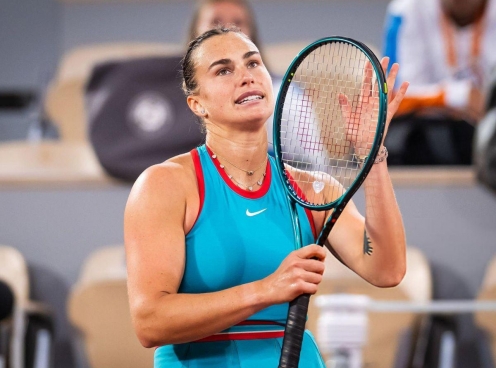 Số 1 tennis thế giới 'thổi bay' đối thủ trận ra quân Roland Garros 2025