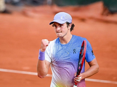 Sao trẻ số 1 tennis thế giới thắng đậm trận ra quân Roland Garros 2025