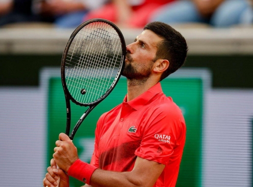 Djokovic nhẹ nhàng lọt vòng 3 Roland Garros 2025