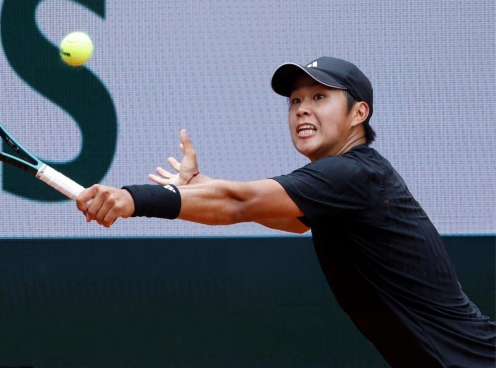 Tay vợt gốc Việt Learner Tien dừng bước ở tứ kết Mallorca Open 2025