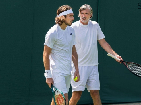 Thầy cũ Djokovic chê thẳng mặt Tsitsipas
