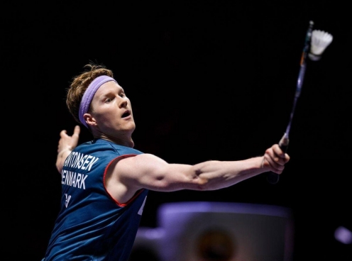 Antonsen nối gót Kunlavut dừng bước sớm ở Japan Open 2025