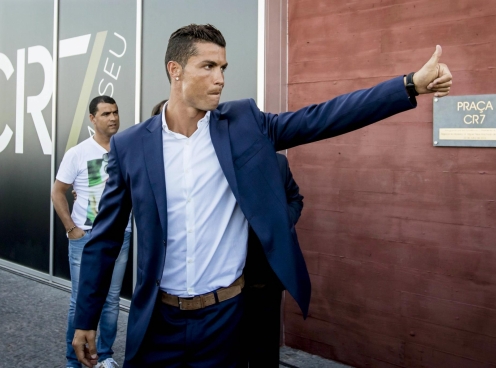 Rực sáng tại Al Nassr, Ronaldo được Leverkusen chọn chiêu mộ