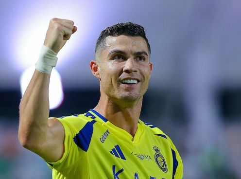 Ronaldo chính thức tiết lộ danh tính khách mời YouTube để 'phá đảo internet'