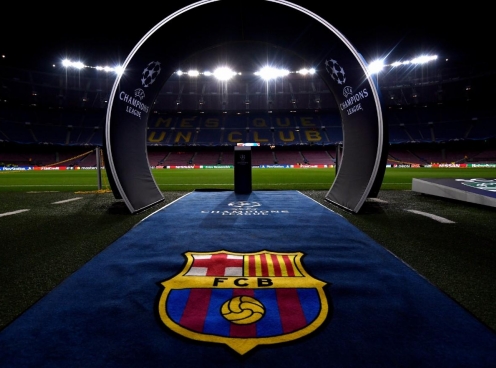 UEFA ra luật, Barca không thể tái xuất Camp Nou