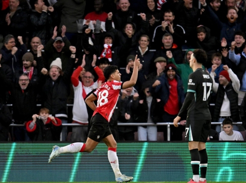 Trực tiếp Liverpool 1-2 Southampton: Bàn thua bất ngờ