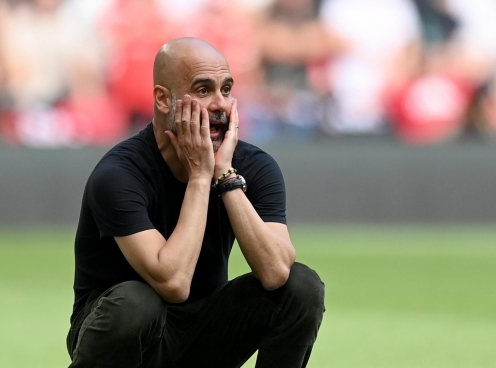 Man City mất điểm, HLV Pep Guardiola vẫn khen cả đội đá tốt