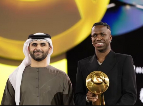 CHÍNH THỨC: Vinicius Jr đánh bại Rodri, giành Quả bóng vàng Dubai 2024