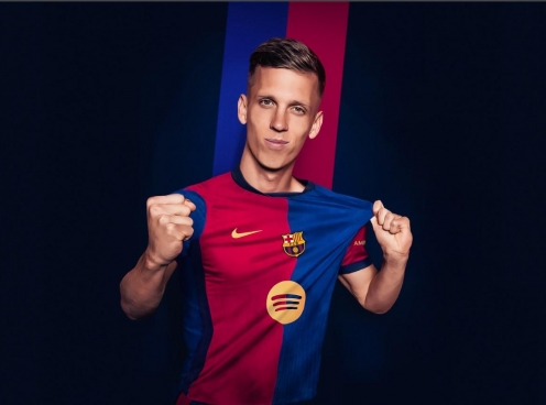 Barca bất ngờ được cứu vụ đăng ký Dani Olmo