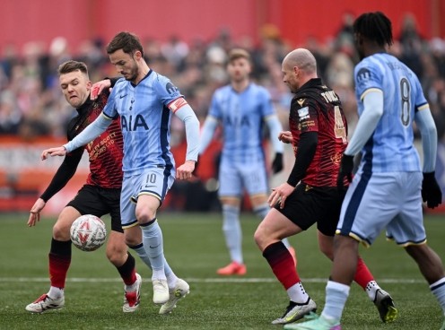 Trực tiếp Tottenham 0-0 Tamworth: Gà trống gặp khó