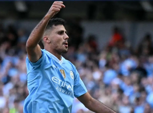 Rodri tái xuất Man City sau chấn thương, cả châu Âu dần khiếp sợ!