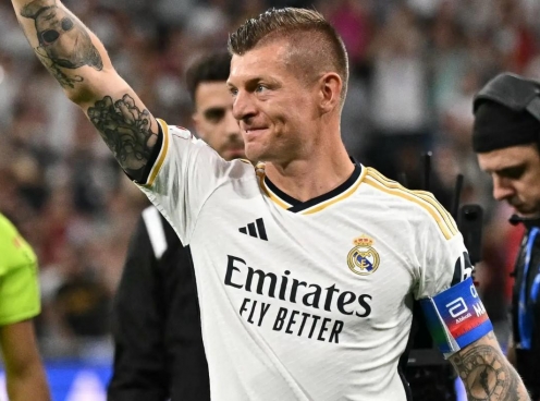 Toni Kroos trở lại bóng đá với vai trò đầy bất ngờ