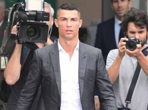 Tin chuyển nhượng 18/5: Real Madrid chốt xong bom tấn thứ 3, Ronaldo rời Al Nassr?