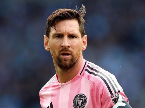Messi nhận phán quyết từ Barca