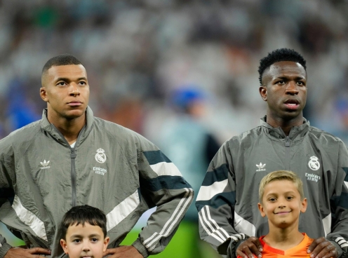 Chọn Mbappe, Vinicius sẽ đồng ý rời Real Madrid