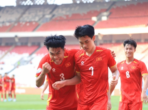 CĐV Indonesia phản ứng mạnh mẽ khi U23 Việt Nam vào chung kết