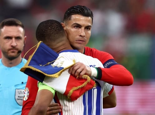 Ronaldo, Mbappe và một trận đấu mờ nhạt của cả hai