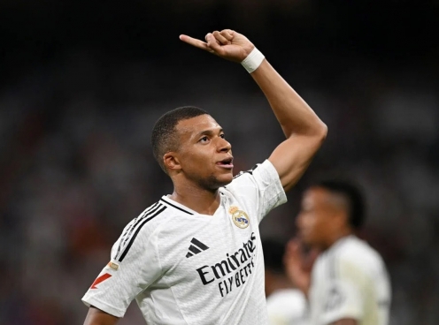 Cú đúp bàn thắng giải tỏa cho Mbappe, Vinicius và Ancelotti