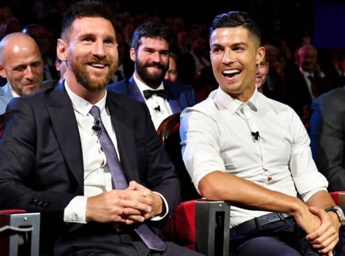 Lời chia tay chính thức của kỷ nguyên Messi và Ronaldo