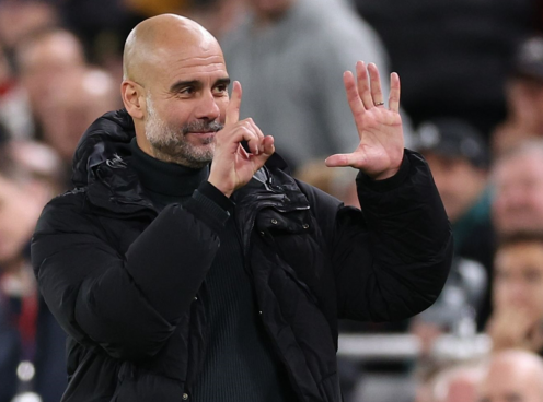 Guardiola đếm cúp để chuyển giao cho Liverpool?