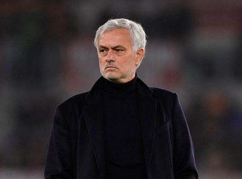 Mourinho chê bai từ học trò tới đối thủ