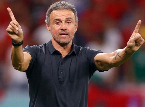 Chủ tịch PSG tiết lộ quy tắc chuyển nhượng đặc biệt của Luis Enrique