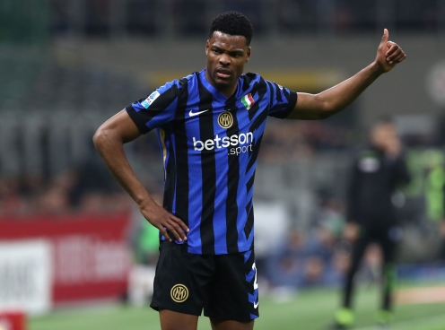 Denzel Dumfries đấu Barca: Đỉnh cao trở lại