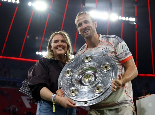 Harry Kane xúc động chia sẻ sau khi có danh hiệu đầu tiên