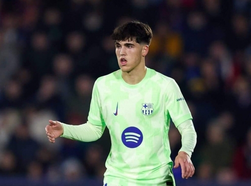 Pau Cubarsi dẫn đầu cuộc đua đoạt Golden Boy 2025