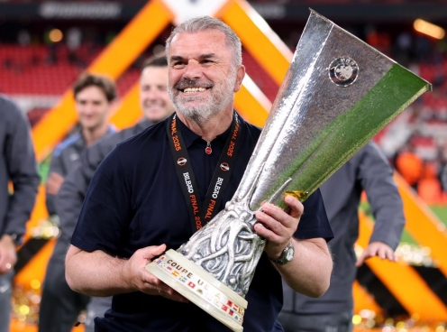 NHM Tottenham ngán ngẩm sau khi HLV Postecoglou bị sa thải