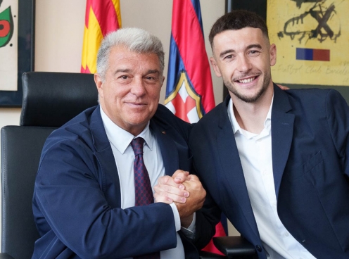 Tân binh Barca đứng trước cơ hội '1 bước lên tiên'