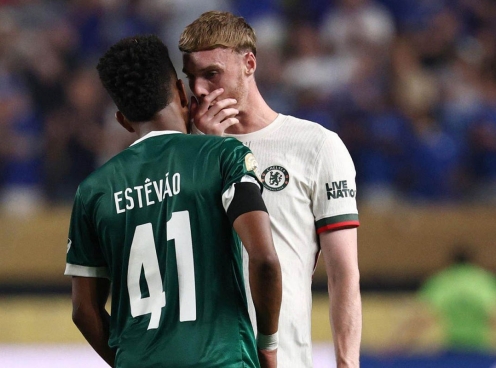 Sút tung lưới CLB mới Chelsea, Estevao được khen xuất sắc nhất