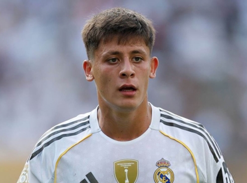 Toni Kroos chỉ cách để Guler tỏa sáng ở Real Madrid