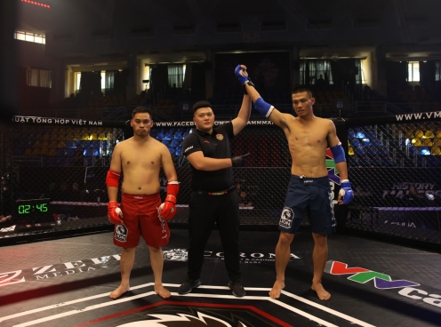 Bán kết hạng cân 84kg LION Championship: HCB Tán Thủ thế giới đối đầu VĐV tuyển Kickboxing Đà Nẵng