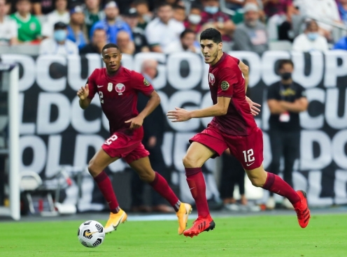 Qatar vào bán kết Gold Cup sau màn đọ súng kinh điển