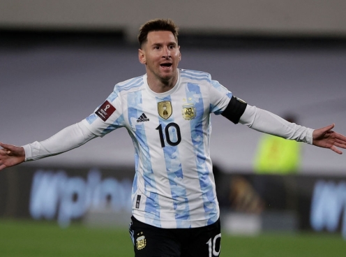 Messi lập hat-trick, Argentina phả hơi nóng lên Brazil