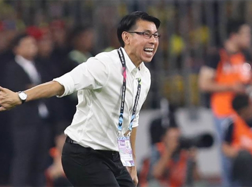 HLV Malaysia dành lời khen cho một cầu thủ Việt Nam