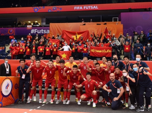 VIDEO: Chơi xuất sắc trước Nga, Việt Nam ngẩng cao đầu rời World Cup