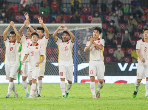 CĐV Thái Lan 'phục sát đất' với chiến thắng quả cảm của U23 Việt Nam
